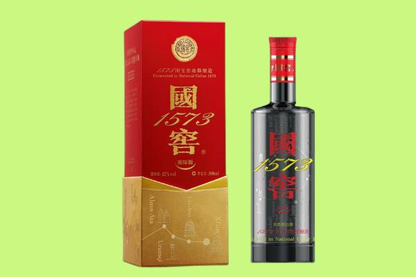 果洛甘德县回收国窖1573.jpg